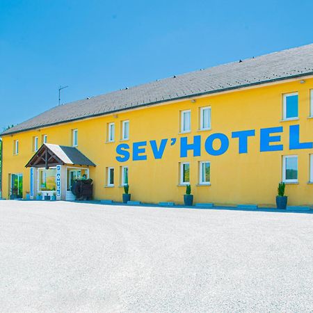 Sev'Hotel Severac-d'Aveyron Exterior foto